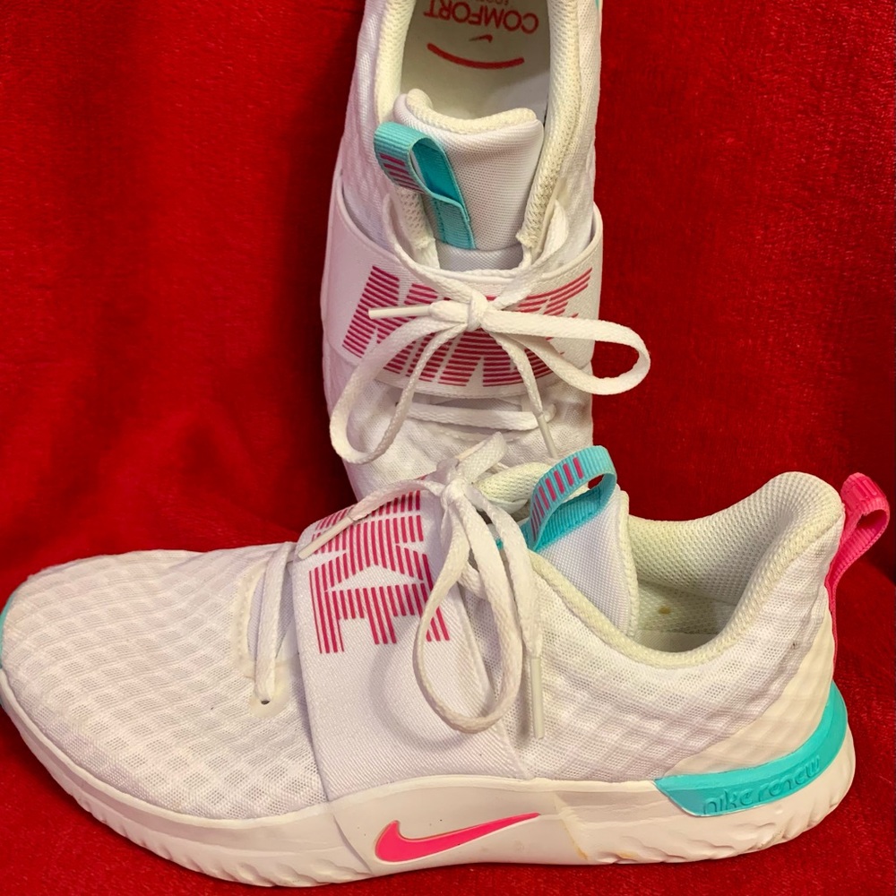 Nike Comfort Footbed womens athletic shoe sz 6.5 pink blue white.